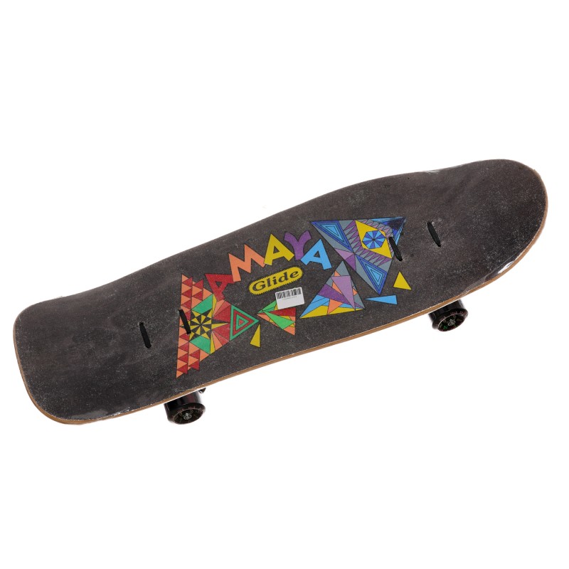 Vintage skateboard with graffiti print Amaya