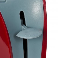 Красив мини тостер Bosch в червено и сиво с класическото лого на Bosch отпред. Включени са 2 филийки тост.
Мини тостерът Bosch има реалистичен дизайн, така че да прилича на тостера на майка ви или баща ви. Тостерът е допълнение към кухнята за игра. Той и BOSCH 47483 4